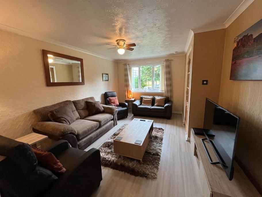Spacious Home Near Glasgow Green المظهر الخارجي الصورة